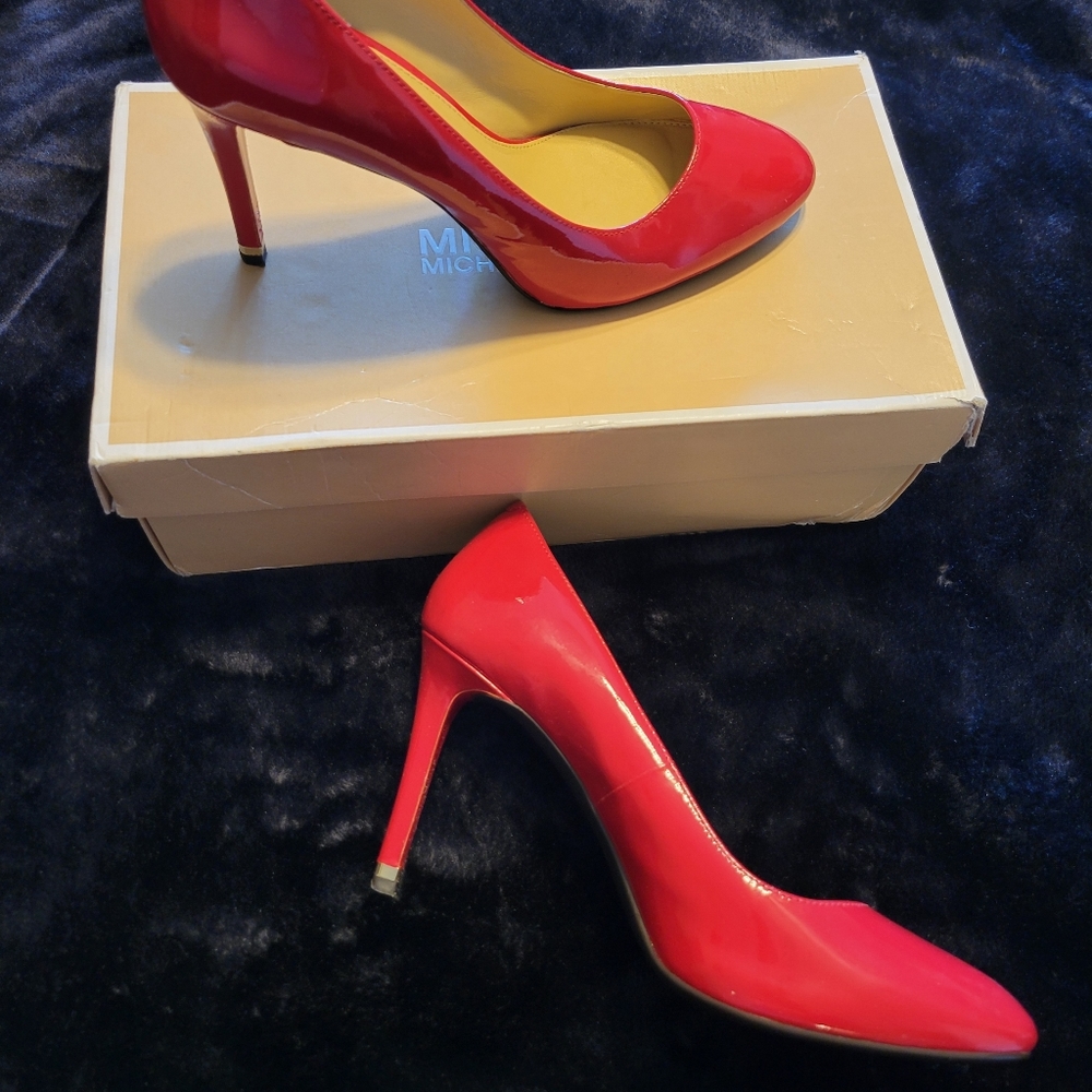 Michael Kors Ashley Flex Pump